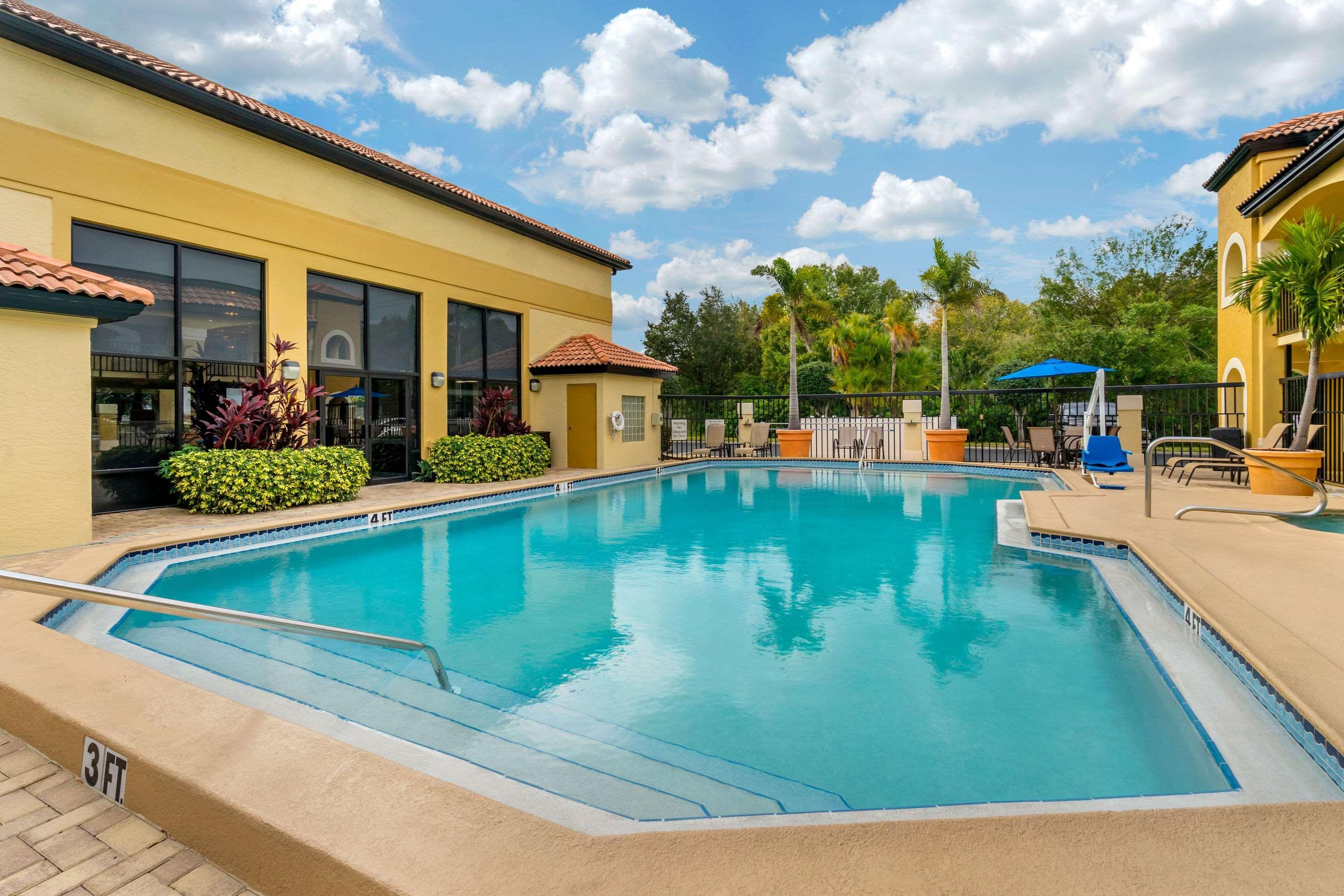 Comfort Inn Sun City Center - Ruskin - Tampa South Eksteriør bilde